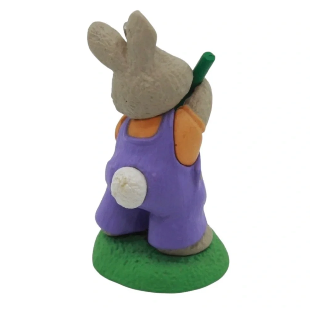 Hallmark 1994 “Filling Time” Easter Ornament